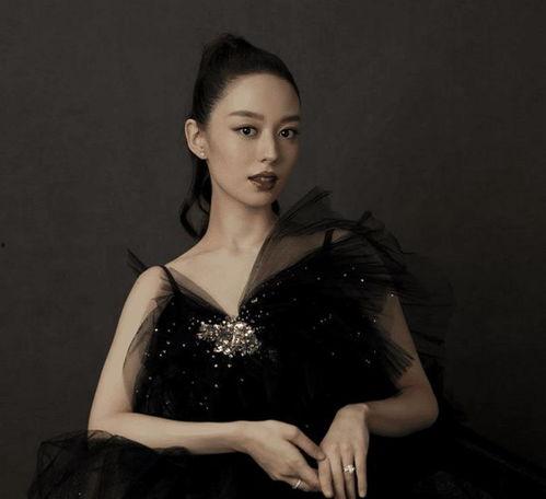 陈思思一家三口照片,陈思思幸福三口之家温馨瞬间